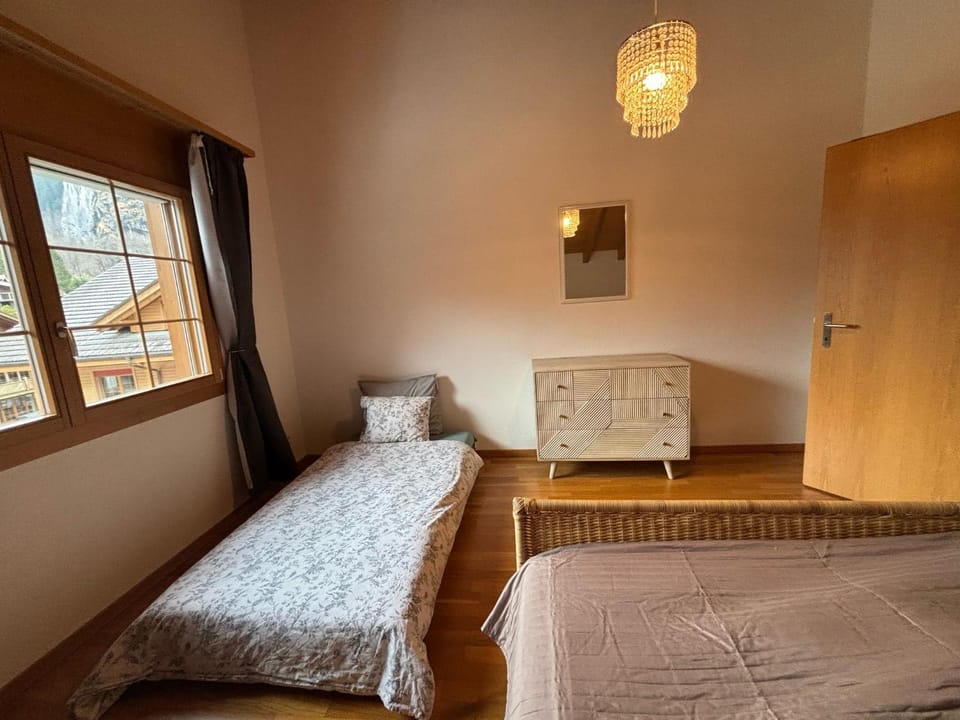 Charming Penthouse Apartment in Lauterbrunnen