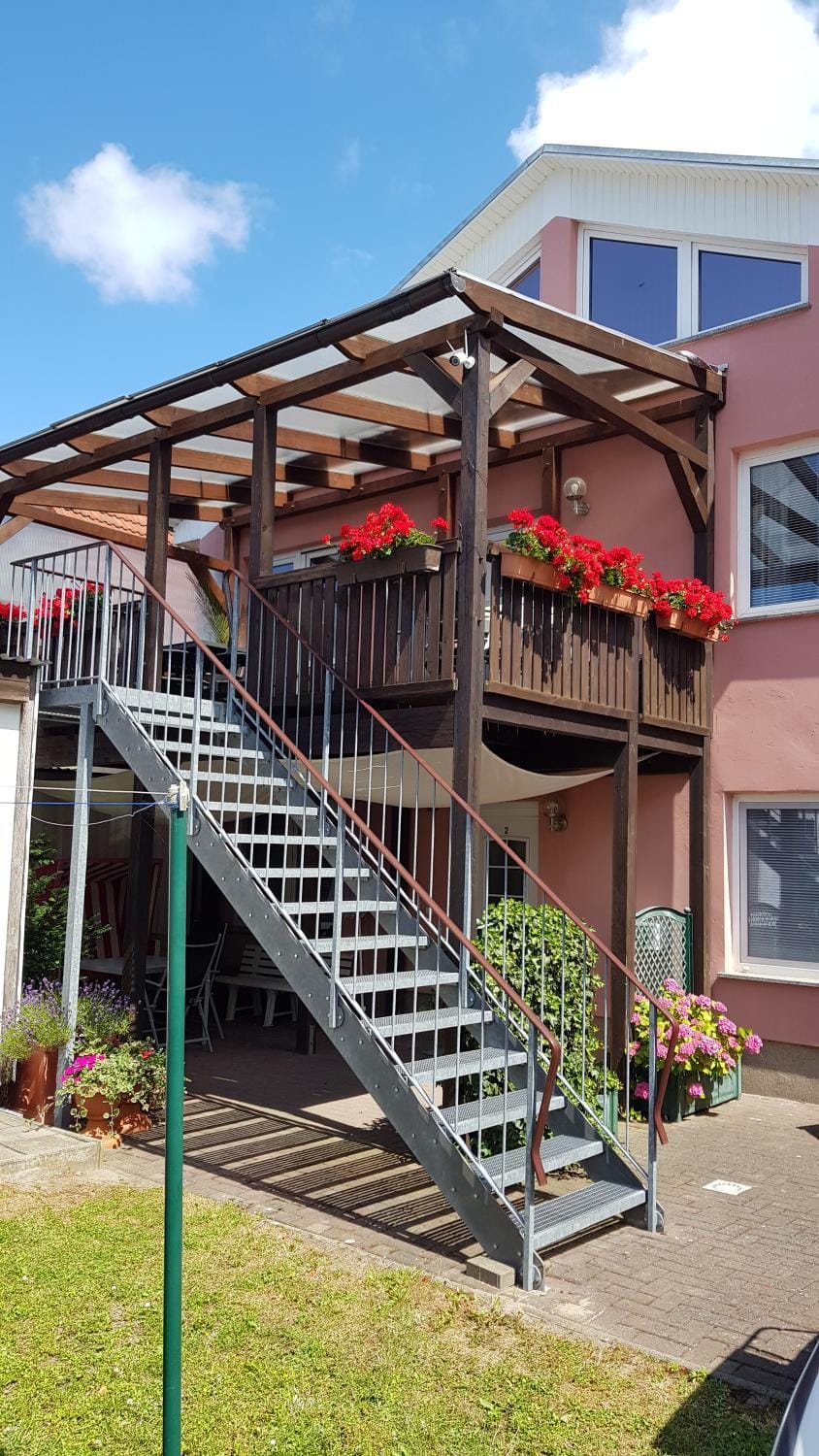 Property building, Balcony/Terrace