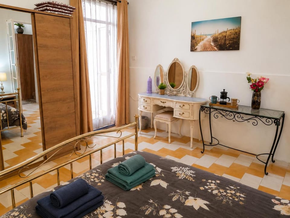 Riviera Holiday Home Near the Sea Apartment in Saint Paul's Bay