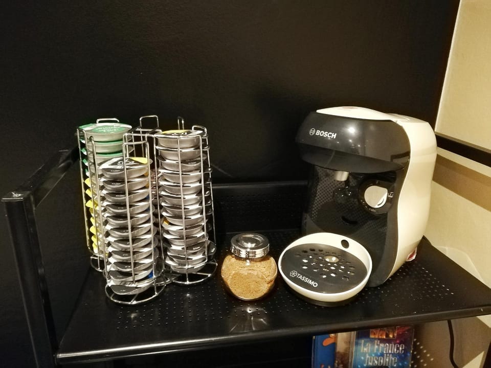 Coffee/tea facilities