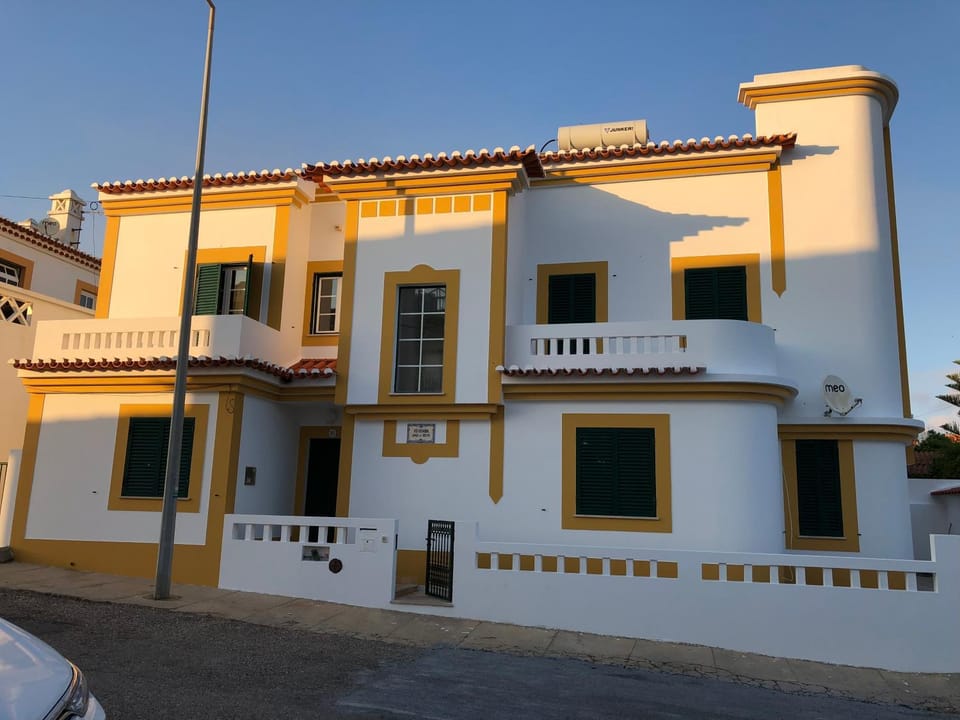 Property building, Area and facilities