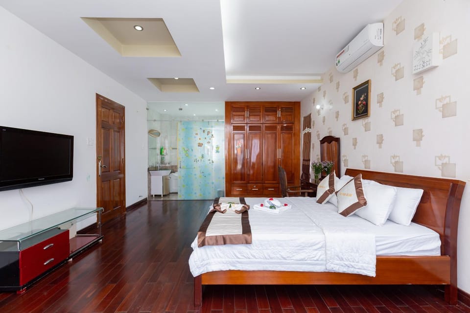 Palm Villa 16 - Biệt thự gần biển Bãi Sau Vũng Tàu 5 phòng ngủ & hồ bơi, bida Villa in Vung Tau