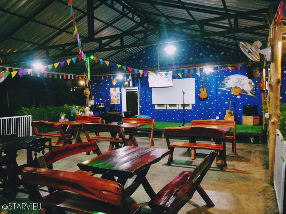Restaurant/places to eat, Karaoke, Banquet/Function facilities, Evening entertainment