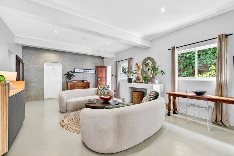 Villa Costa Rose Bed and Breakfast in Sea Point