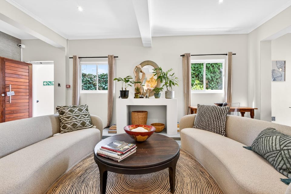 Villa Costa Rose Bed and Breakfast in Sea Point
