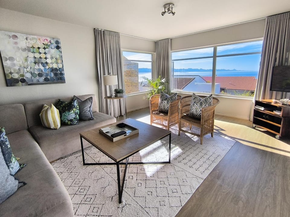 TV and multimedia, Seating area, Sea view, Sea view
