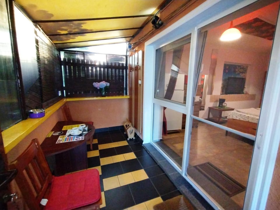 Hostel Pascalis Alesd Bed and Breakfast in Romania