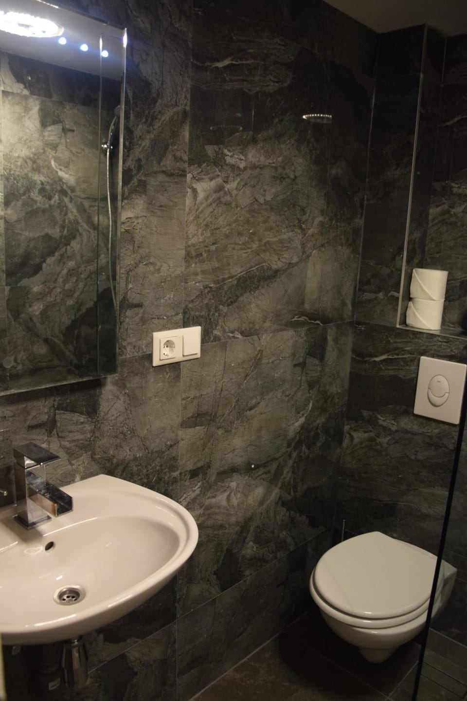 Toilet, Bathroom