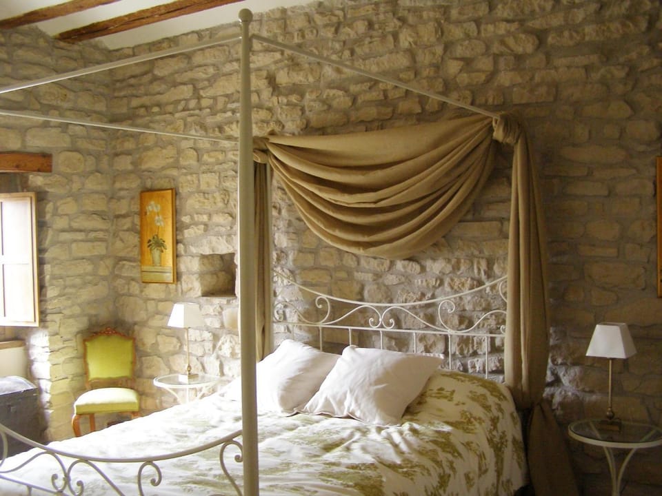 CASA RURAL FERNANDOEGEA Country House in Navarre