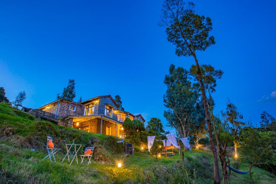 Property building, Natural landscape, Garden, Garden view
