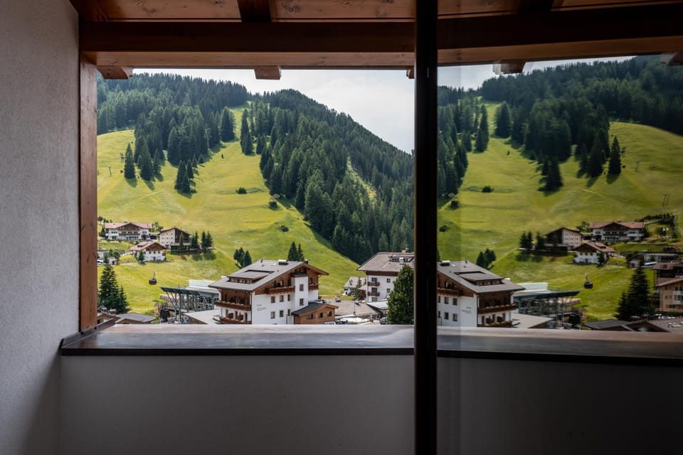 TV and multimedia, View (from property/room)