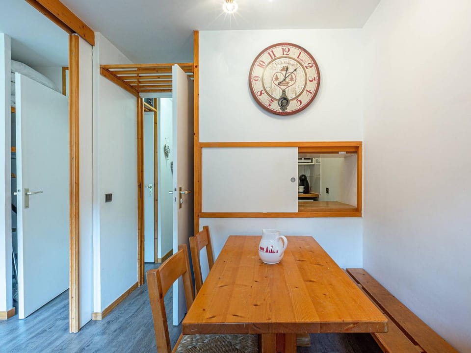Studio ski-in/ski-out, balcon sud, cuisine équipée, 4 pers, animaux ok - FR-1-356-274 Apartment in Les Avanchers-Valmorel