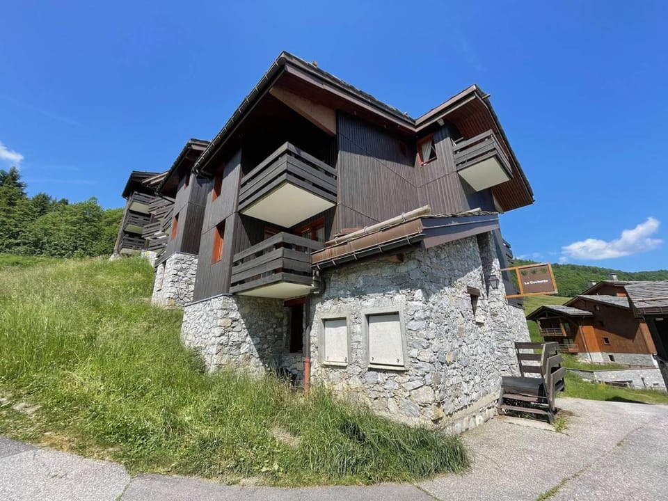 Appartement calme à Valmorel, animaux admis, 5 personnes - FR-1-356-337 Apartment in Les Avanchers-Valmorel