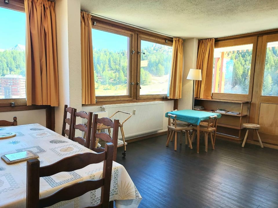 Grand appartement 8 pers. à Plagne Centre, balcon, animaux admis - FR-1-351-11 Apartment in Mâcot-la-Plagne