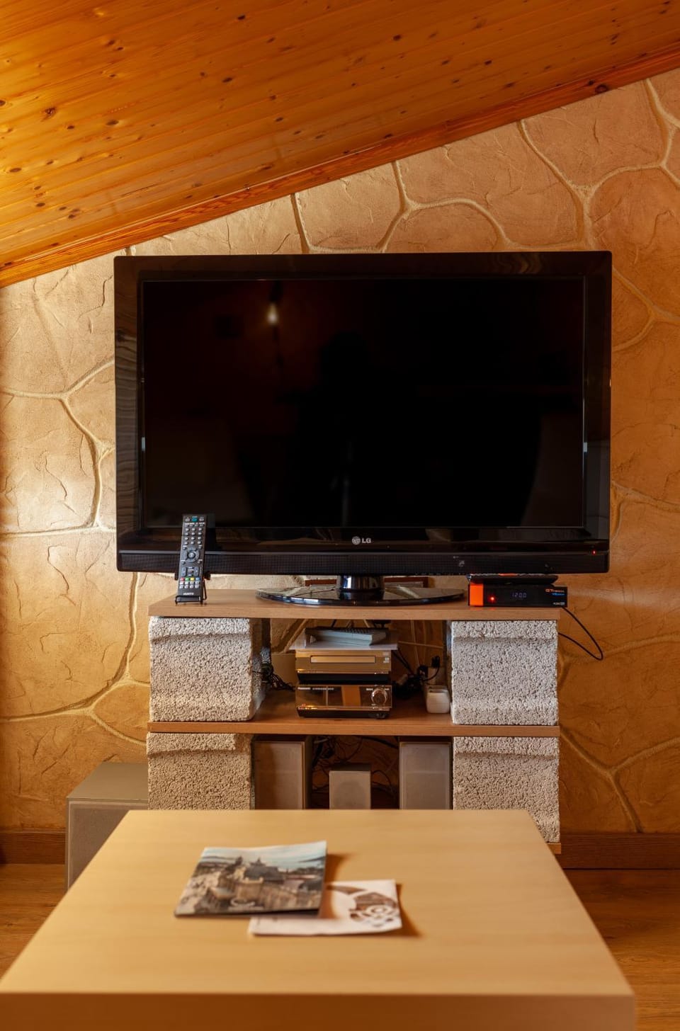 TV and multimedia, Bedroom