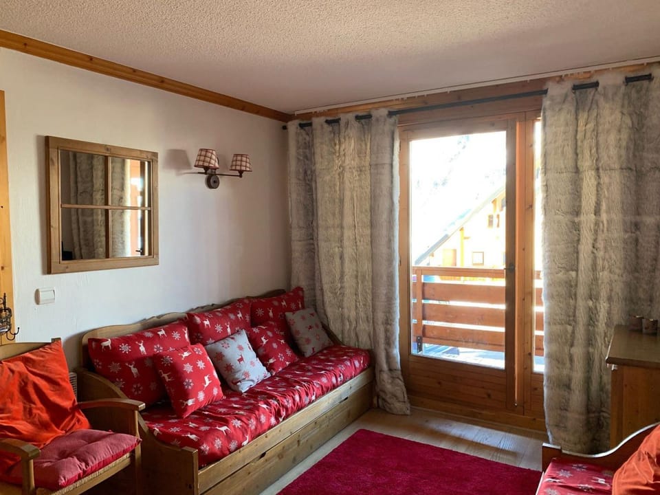 Appartement 3 pièces 6 pers avec balcon, accès piscine, à 700m du centre de Valloire. - FR-1-263-437 Apartment in Auvergne-Rhône-Alpes