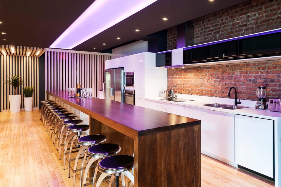 Kitchen or kitchenette, Dining area, kitchen