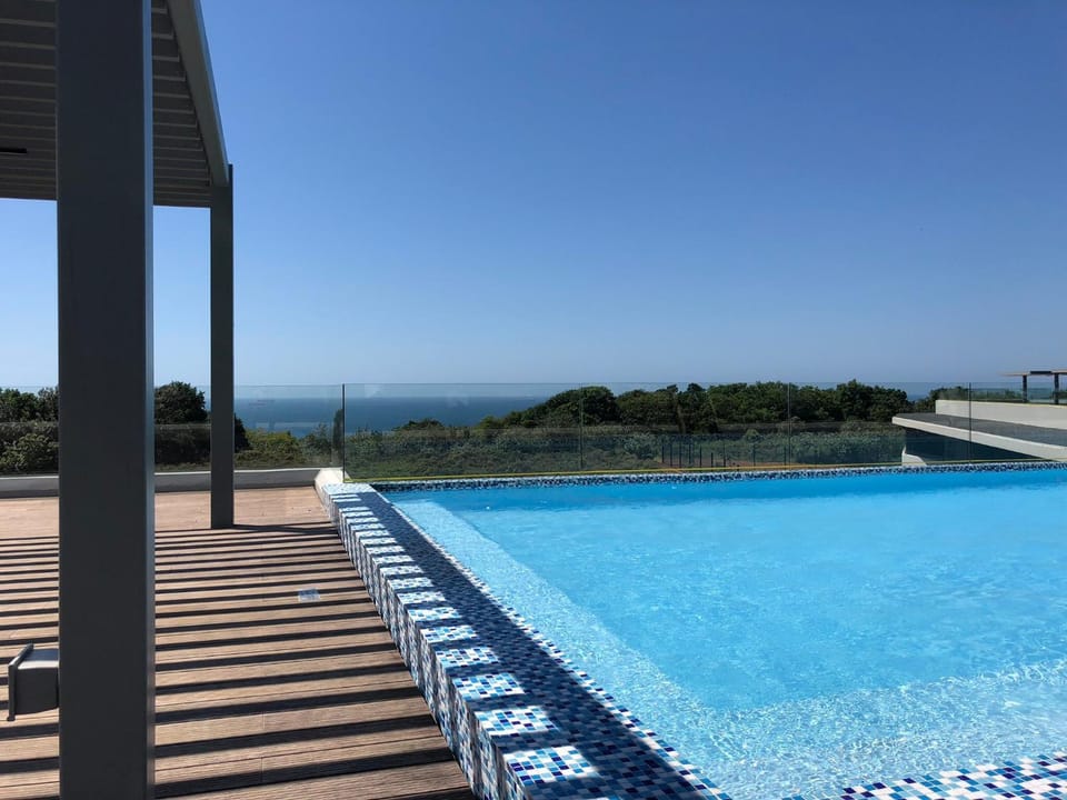 Lounge or bar, Swimming pool, Swimming pool