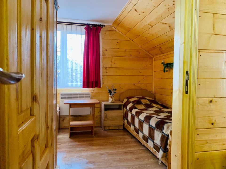 За горбами Apartment in Ukraine