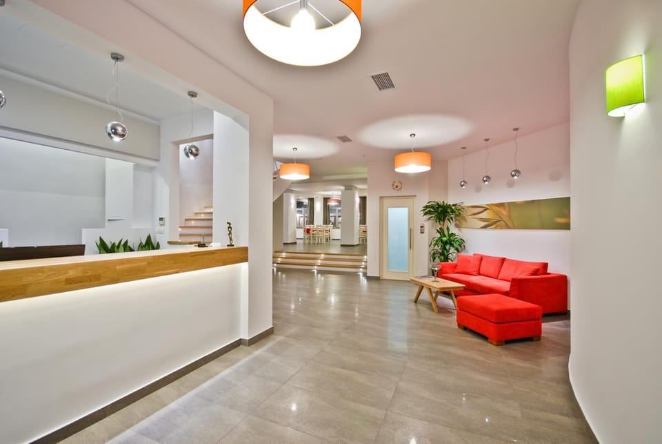 Lobby or reception, Lobby or reception