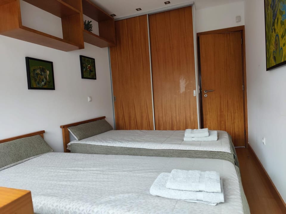 Bed, Bedroom, wardrobe