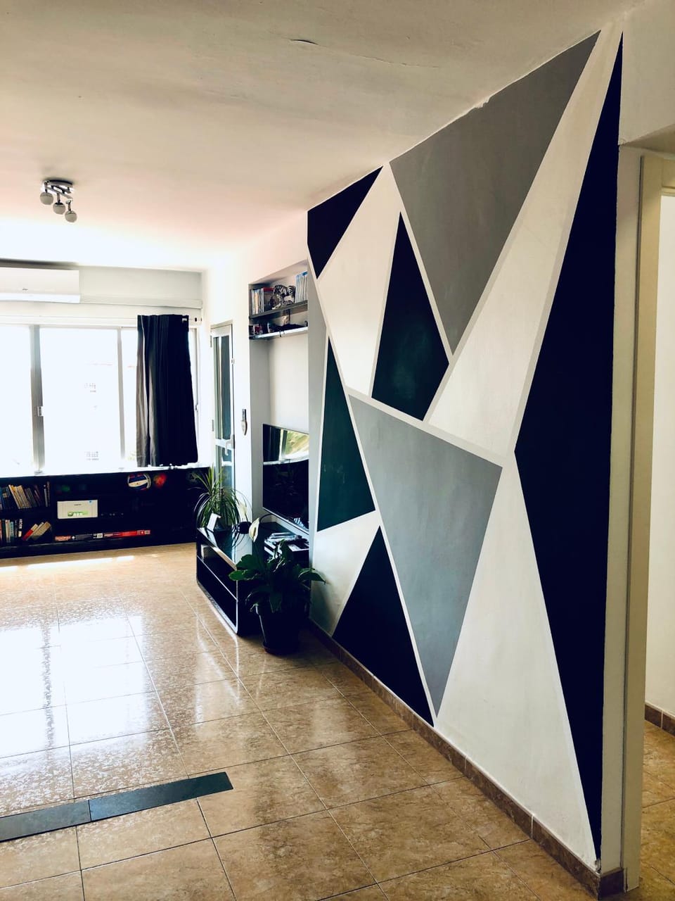 Facade/entrance, TV and multimedia, Living room, Seating area