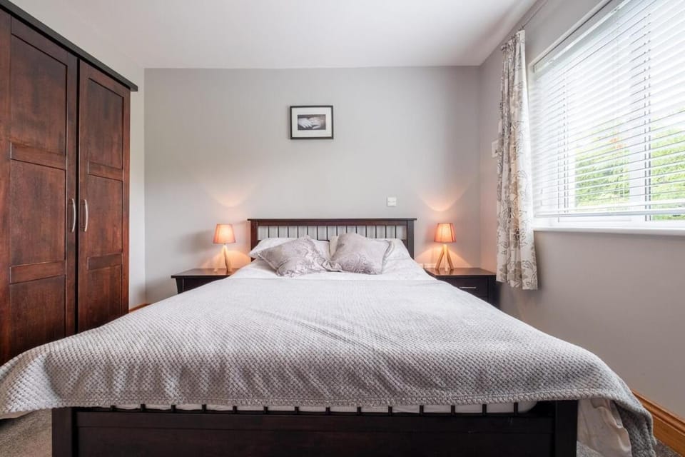 Bed, Bedroom, wardrobe