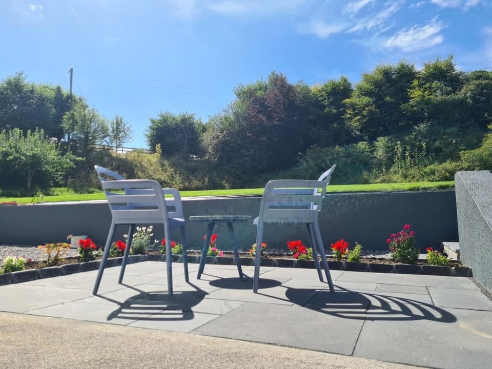 Balcony/Terrace, Garden view