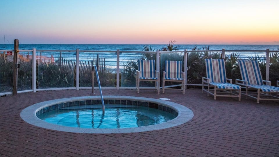 Patio, Fishing, Hot Tub, Snorkeling, Balcony/Terrace, Beach, Windsurfing, Pool view, Sea view, Swimming pool, Sports, Sunrise, Family