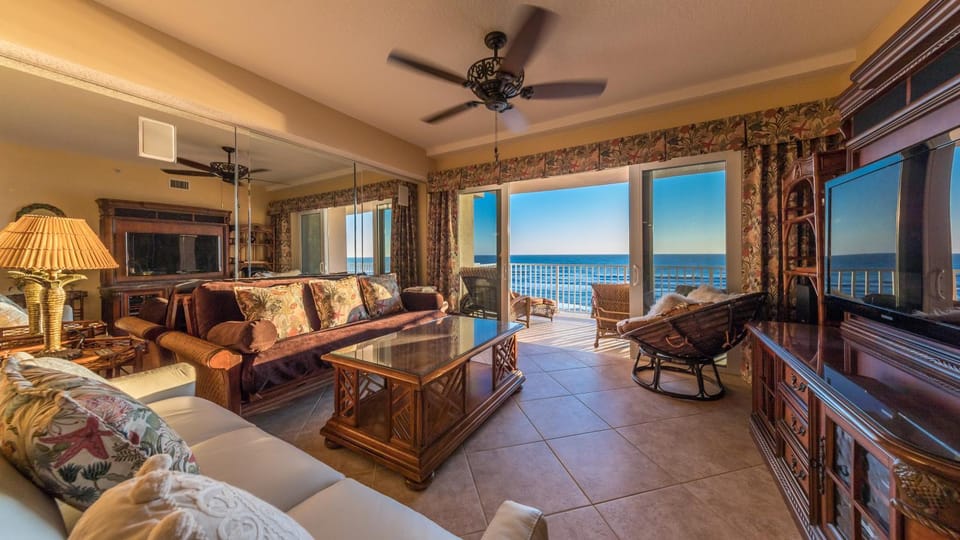 Patio, Patio, TV and multimedia, Balcony/Terrace, Balcony/Terrace, Living room, Other, Decorative detail, Seating area, Floor plan, Beach, Pool view, Sea view, Family