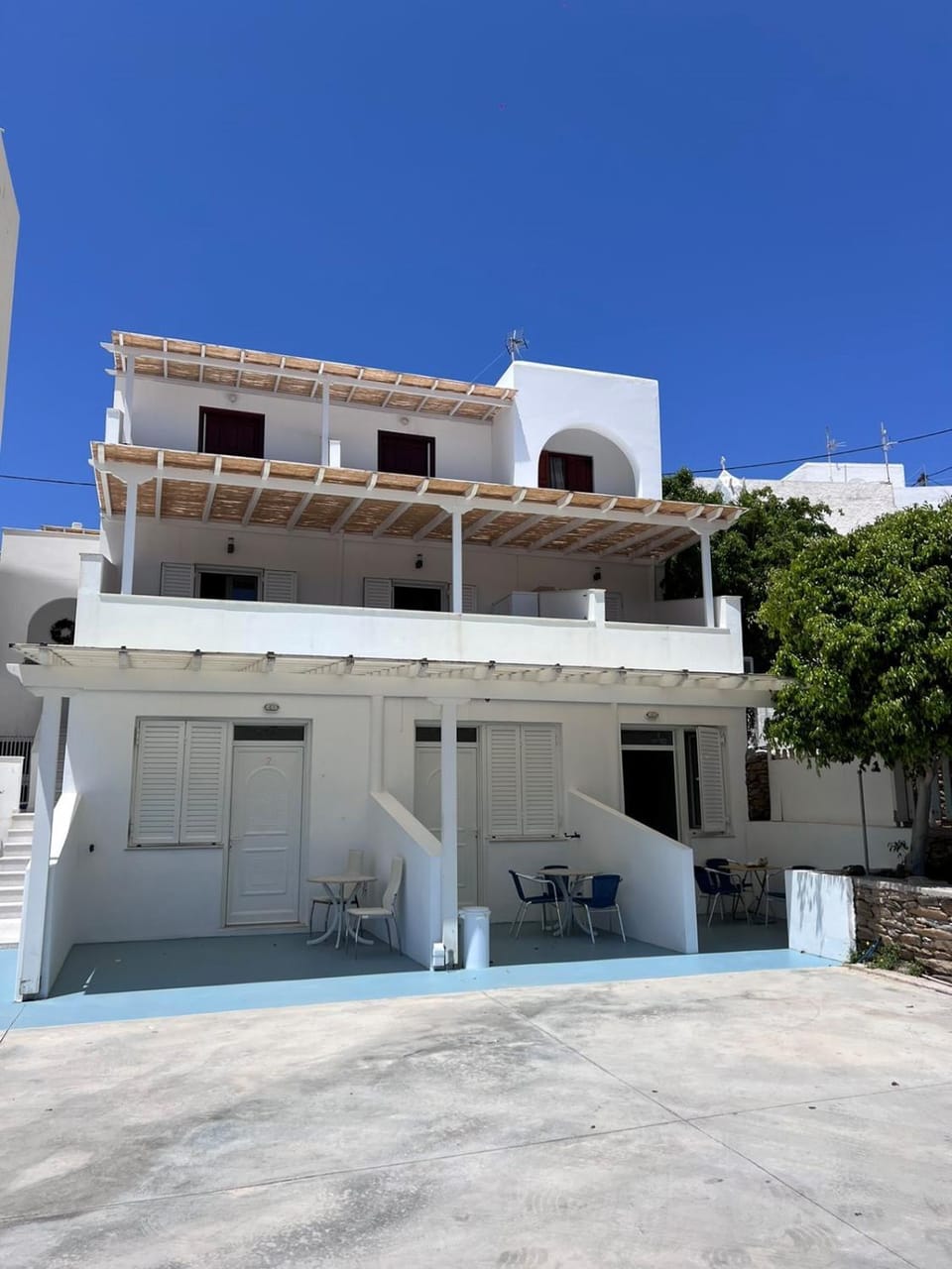 Property building, Day