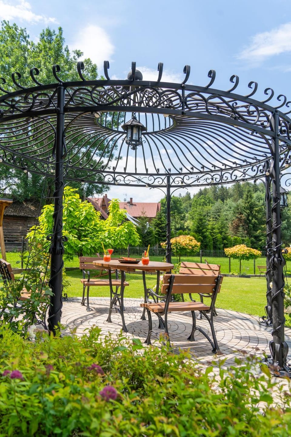 Patio, Spring, Day, Natural landscape, Garden, Garden, Other, Other, Other, Garden view