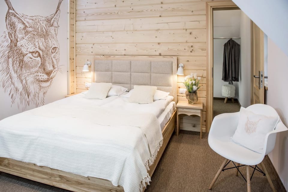 Bed, View (from property/room), View (from property/room), Other, Other, Other, Photo of the whole room, Decorative detail, Decorative detail, Seating area, Bedroom, furniture, furniture, furniture