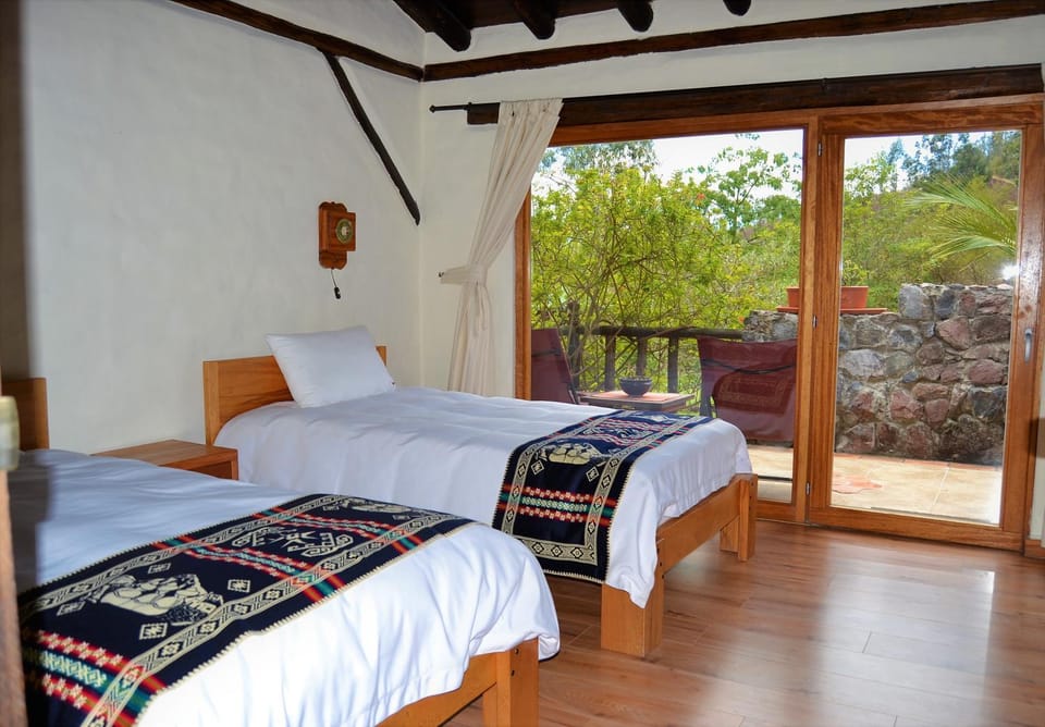 Bed, Balcony/Terrace, Photo of the whole room, Bedroom, Garden view