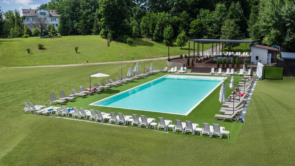 Pool view, Swimming pool, Swimming pool