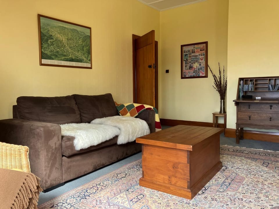 Lounge or bar