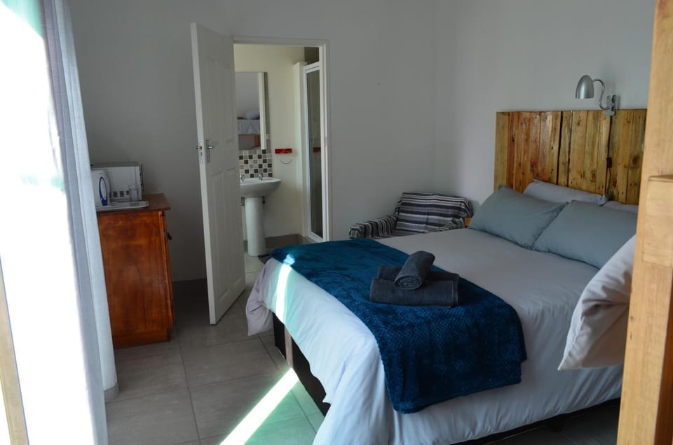 Ons Dorpshuis Beaufort West Bed and Breakfast in Western Cape