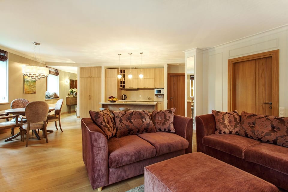Luxury, comfort & quiet place next to Cathedral Apartment in Vilnius