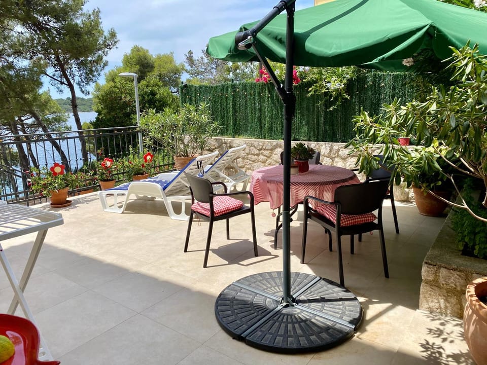Patio, Natural landscape, Garden, View (from property/room), Balcony/Terrace, Sea view, Sea view