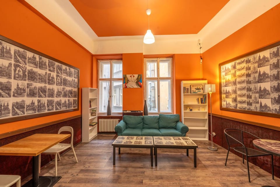 Communal lounge/ TV room, Living room