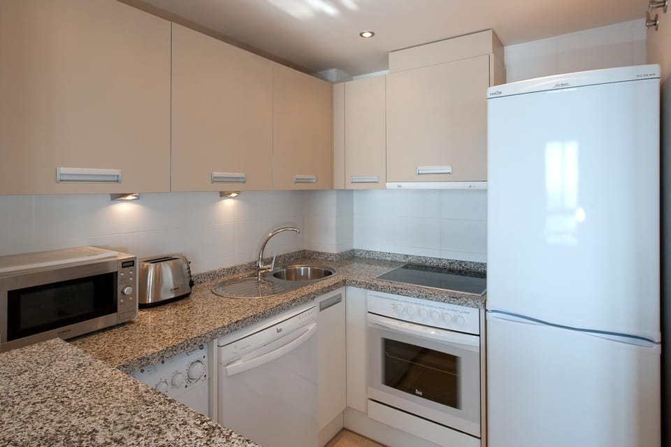Apartamento vista mar frontal garaje y WiFi Apartment in Río de Torrox