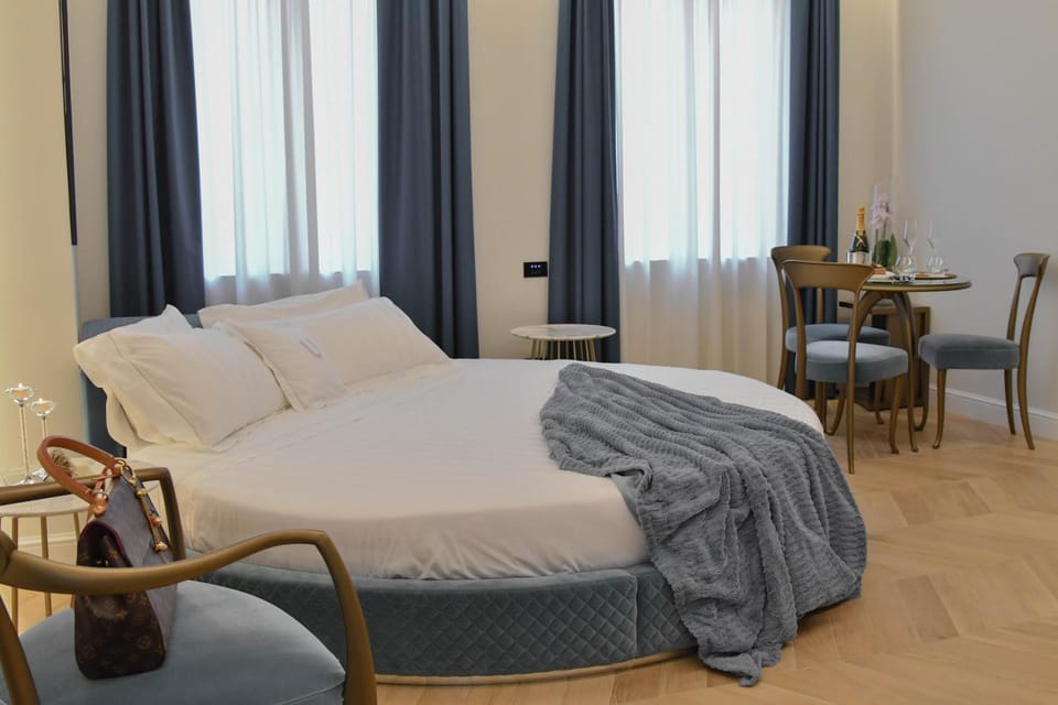 The Unique Brera Suites Bed and Breakfast in Milan
