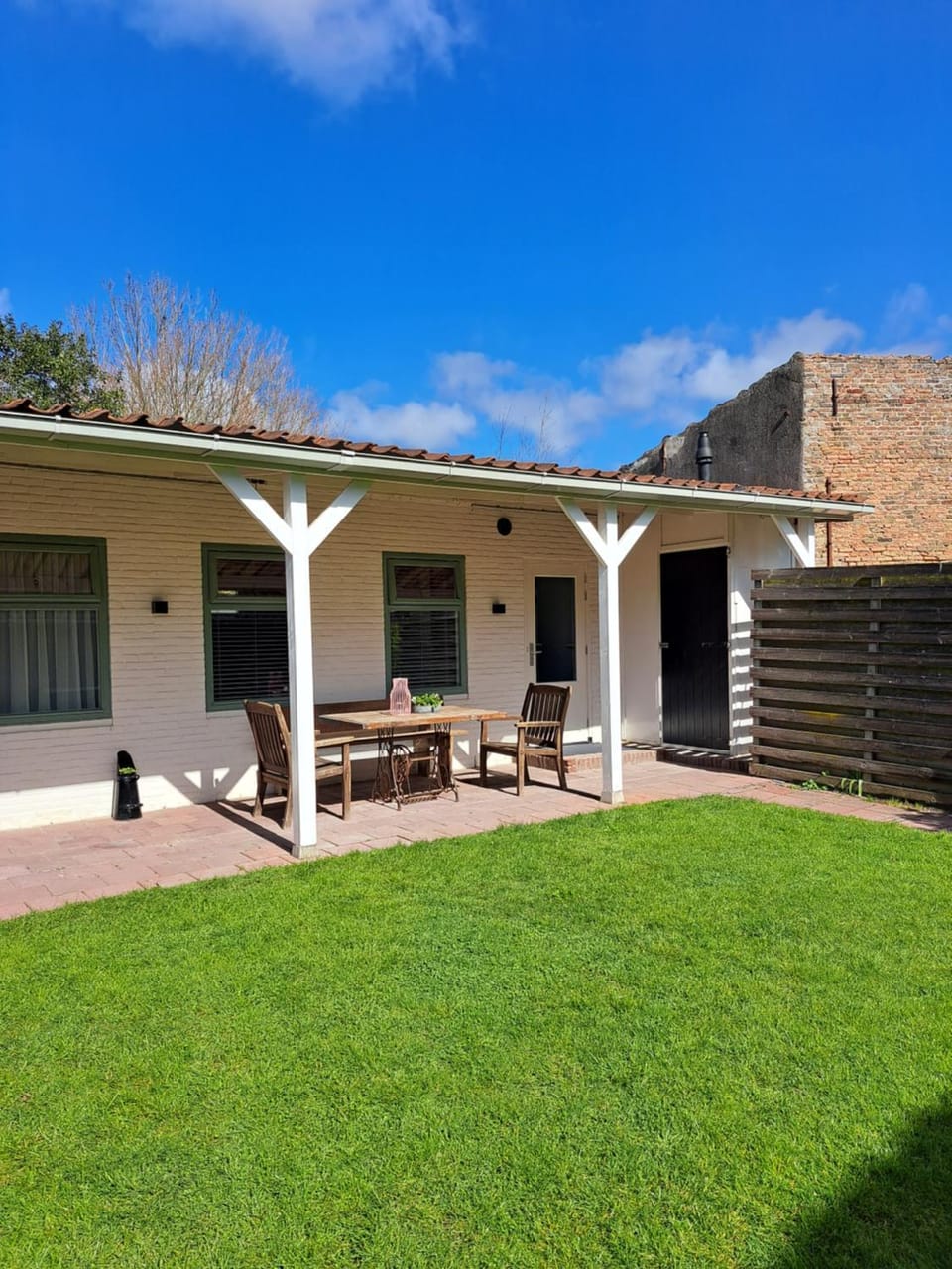 Property building, Day