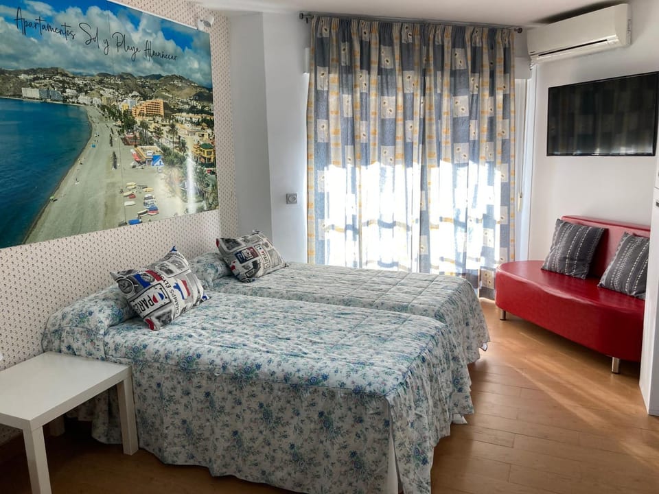 Apartamentos Sol y Playa Almuñecar Apartment in Costa Tropical