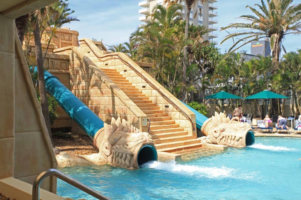 Aqua park, Swimming pool