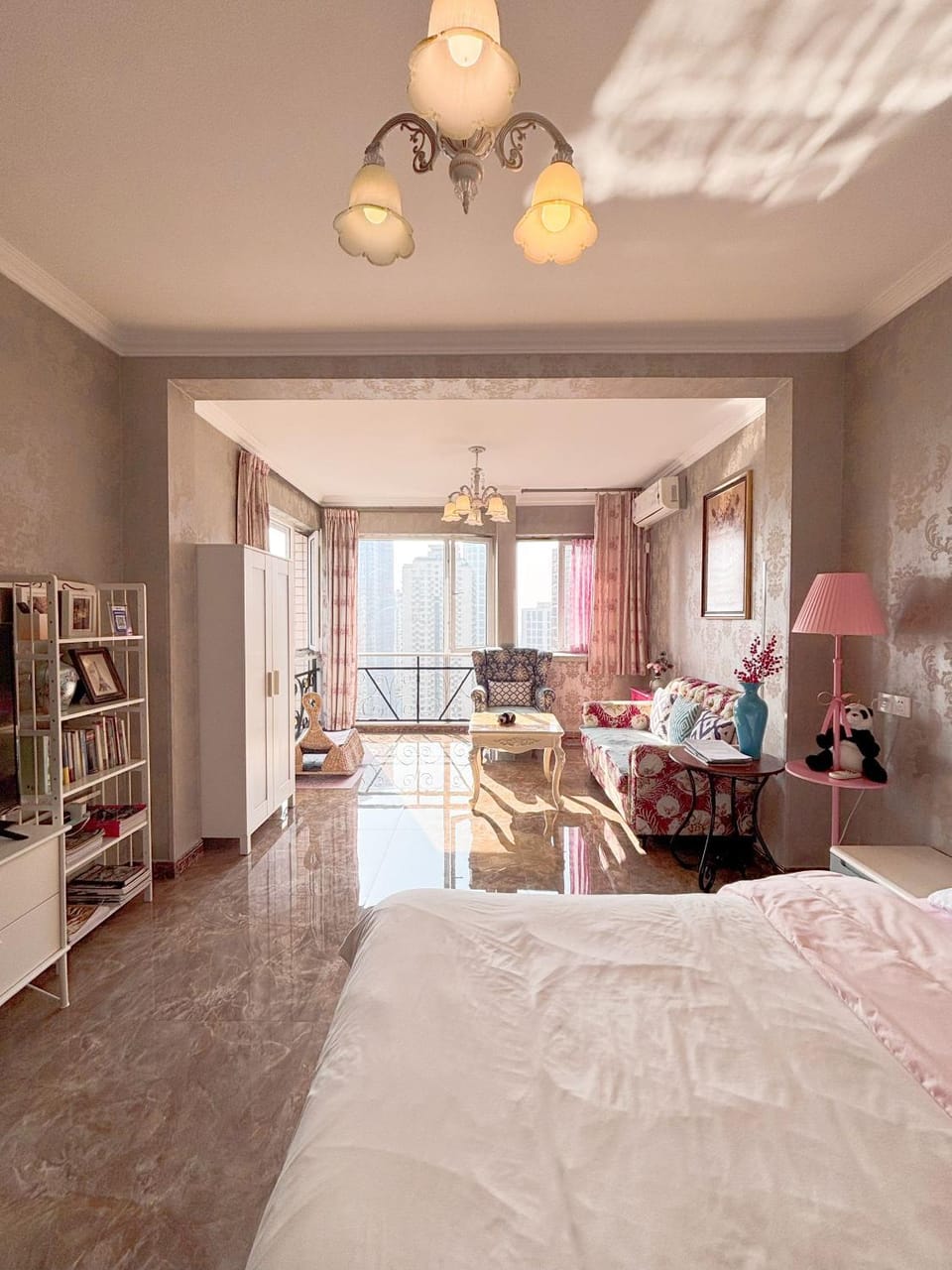 Photo of the whole room