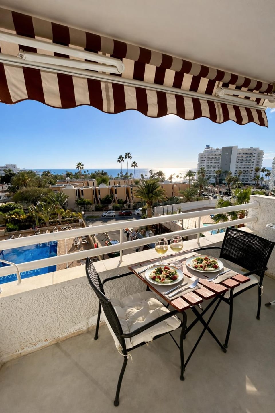 View (from property/room), Balcony/Terrace, Pool view
