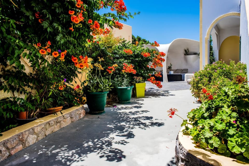 Garden, Decorative detail