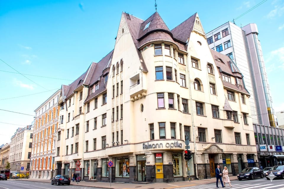 Property building, Day