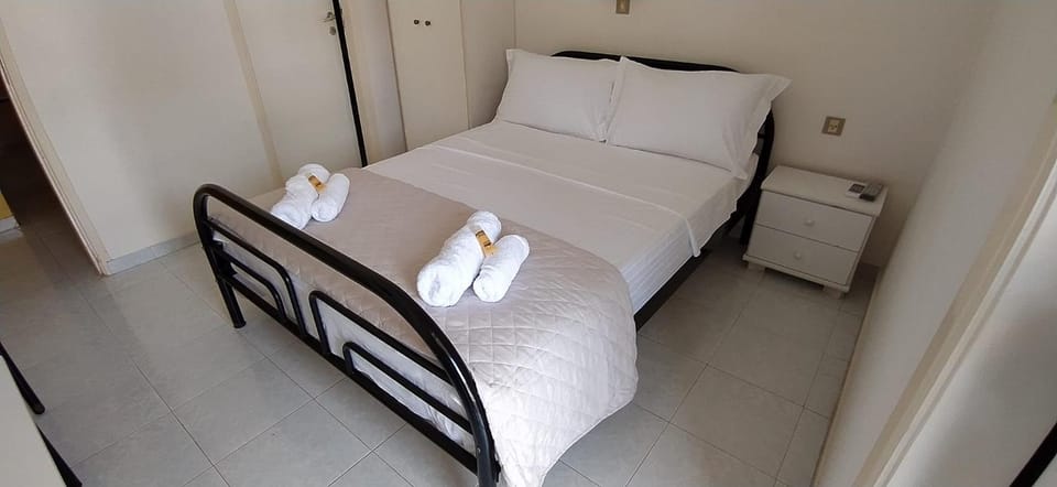Leonidio Rocks Bed and Breakfast in Leonidio